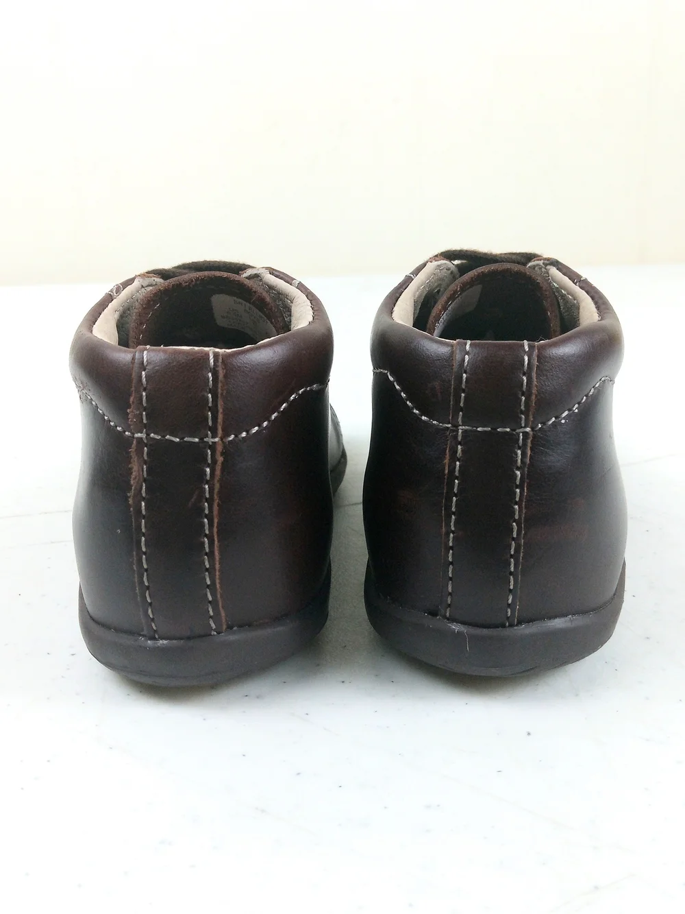 Stride Rite SRT Elliot Walker Trainer Shoes Size 6.5 Brown Leather Lace Up
